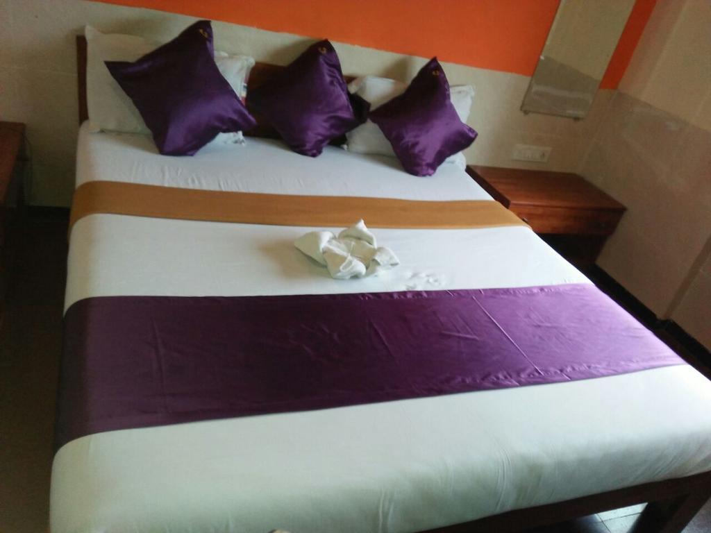 Hotel Q Deck Mumbai Dış mekan fotoğraf