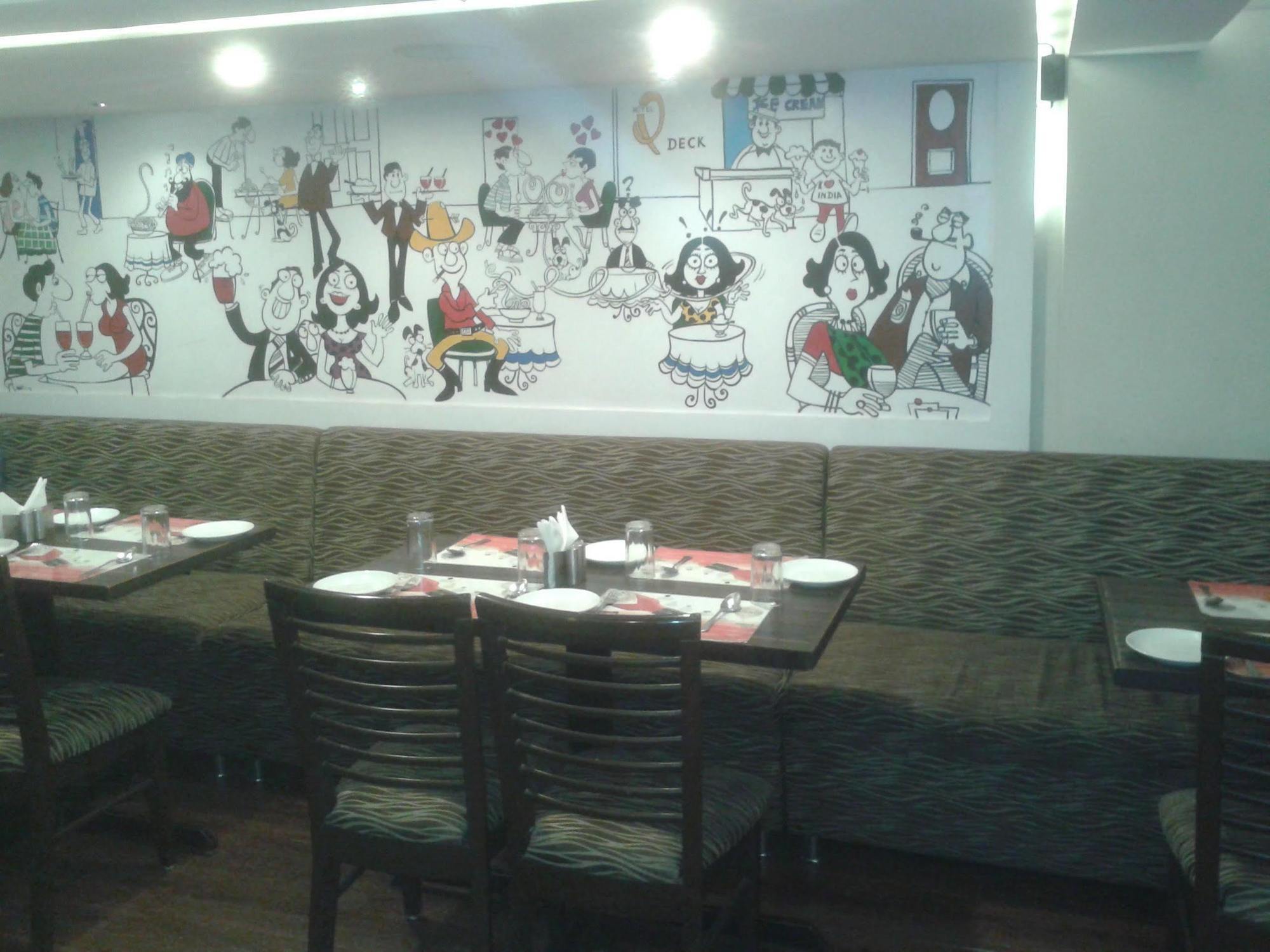Hotel Q Deck Mumbai Dış mekan fotoğraf